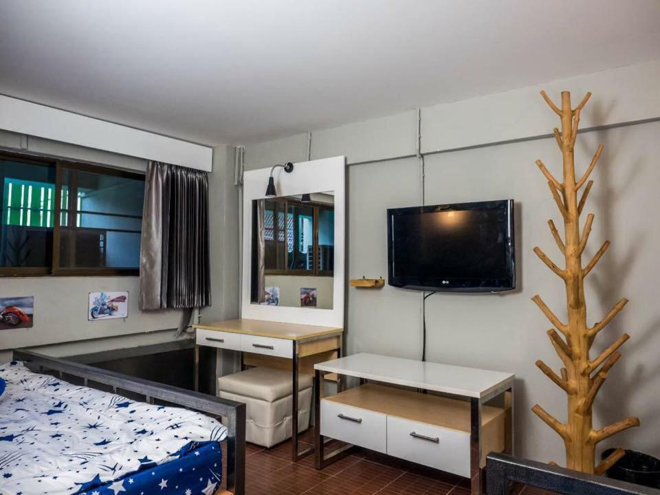 Albergue Enjoy House Chiang Mai Exterior foto